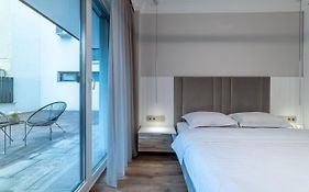 Opera Apartments